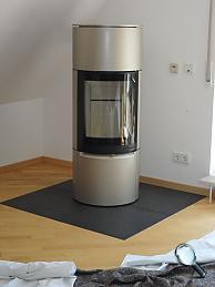 Spartherm Ambiente A3 in Perle, Fliesen verlegt und Montage Aussenkamin - Fam. Hennings 